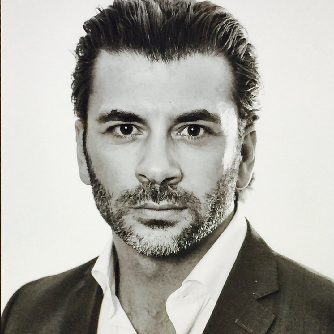 Rhinoplasty Surgeon