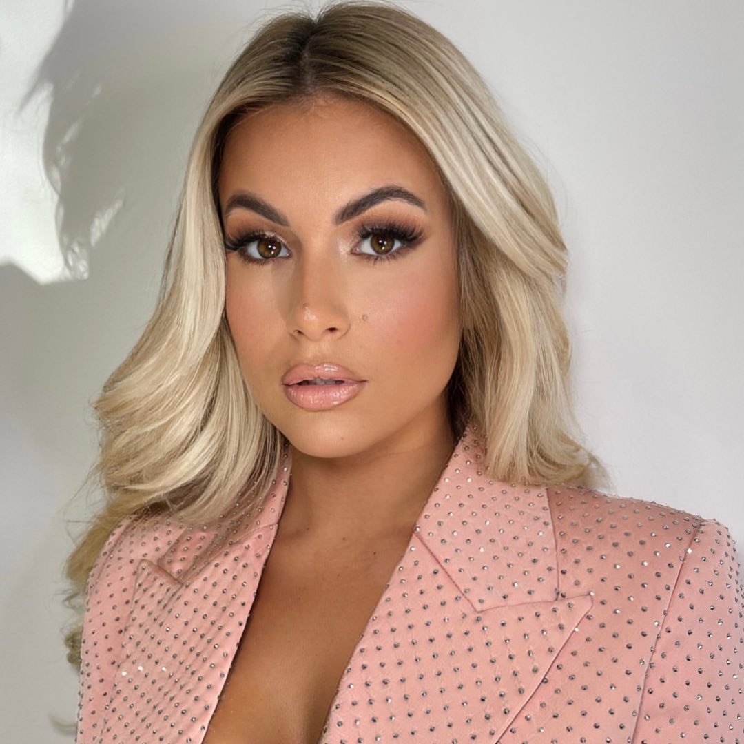 carlamoreau_____