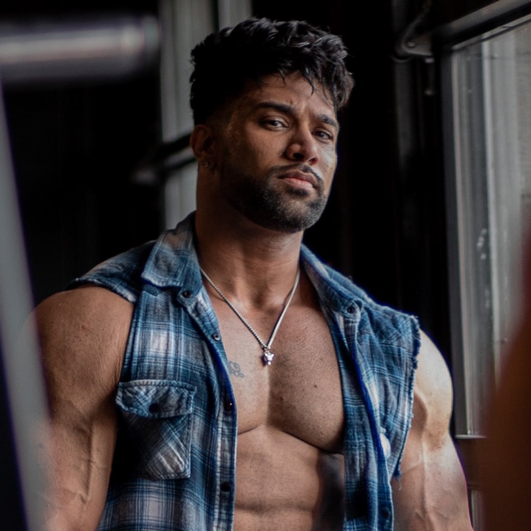 Bhuwan Chauhan ????