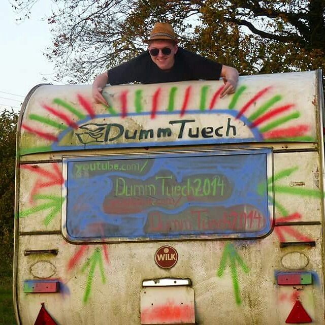 Dumm Tüch