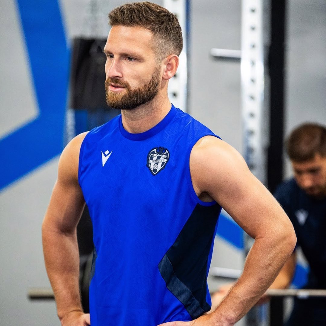 Shkodran Mustafi