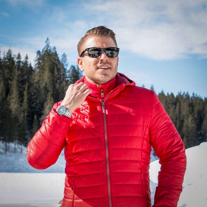 AVENTOURO / Jürg Hostettler??