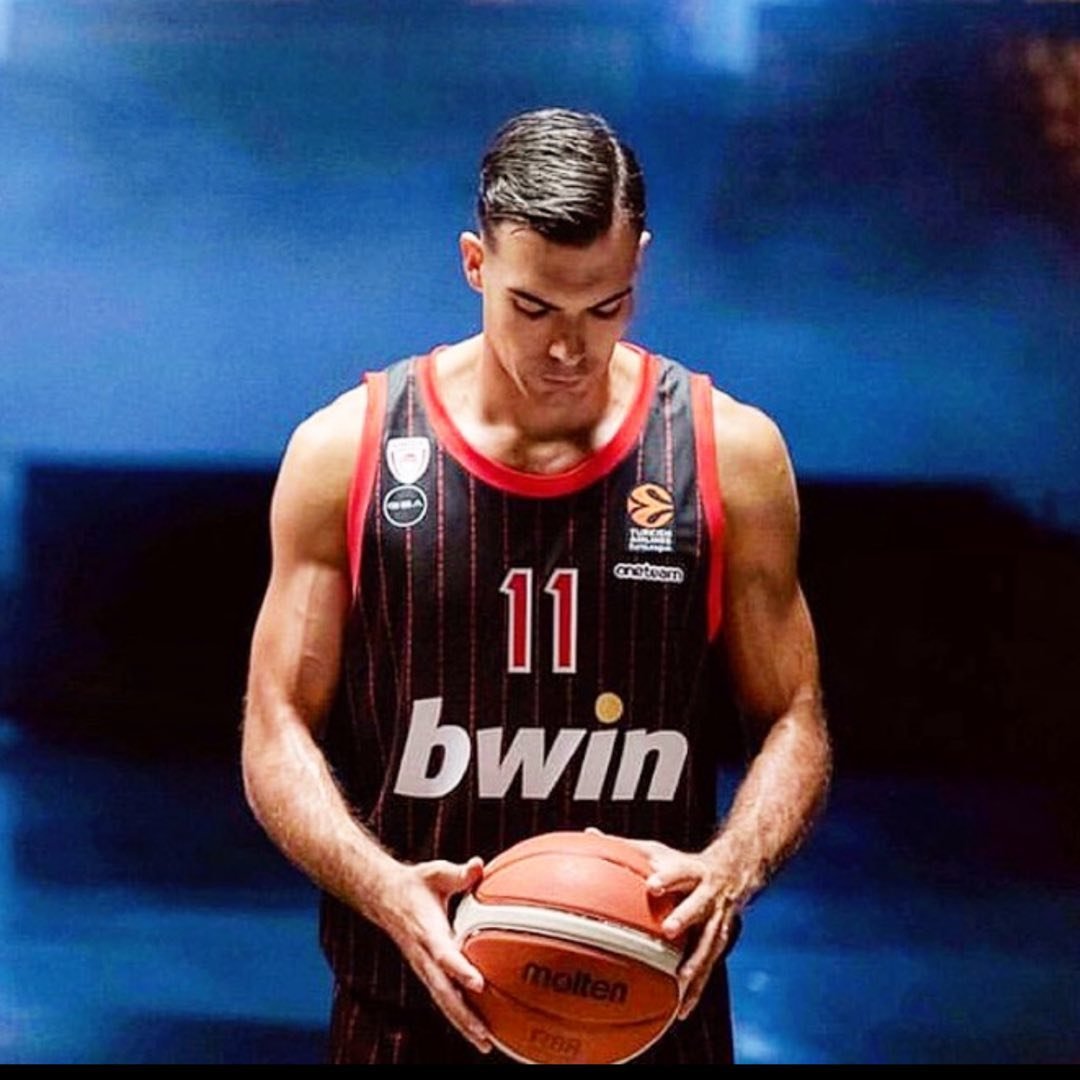 Kostas Sloukas