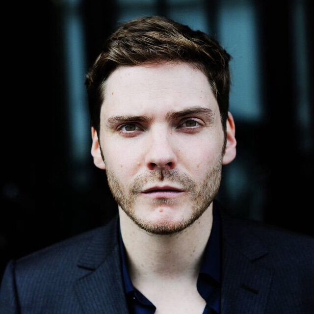 Daniel Bruehl