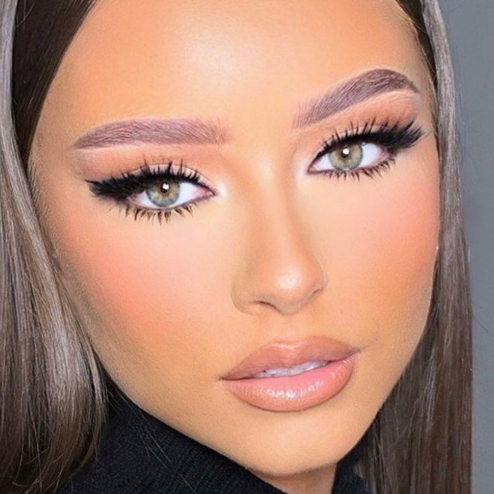 MAKELAUP Beauty Artist