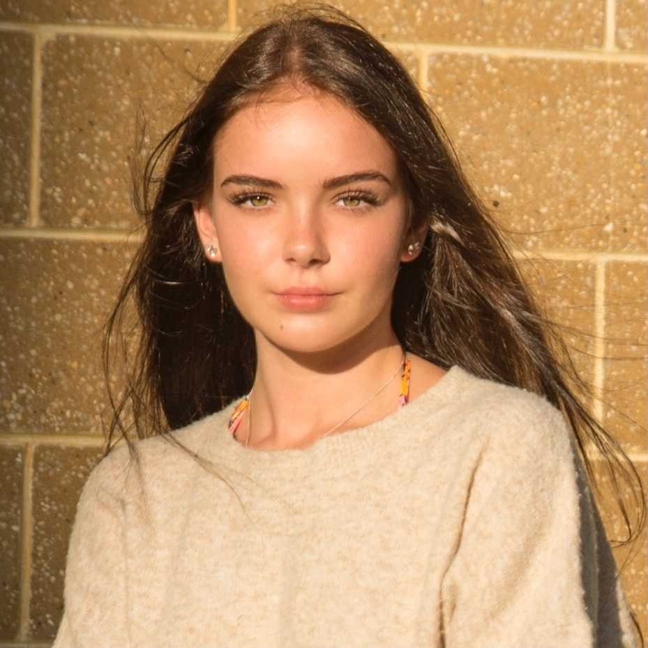 MOLLY LOUISE YOUNG