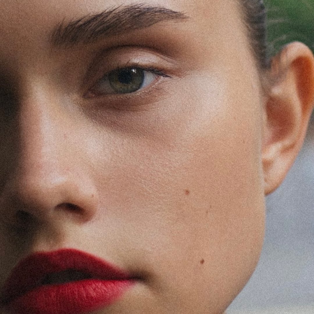 LENA MUNTYAN