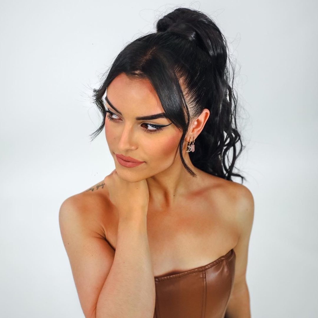 Lauriane Davier. Dancer / Choreographer