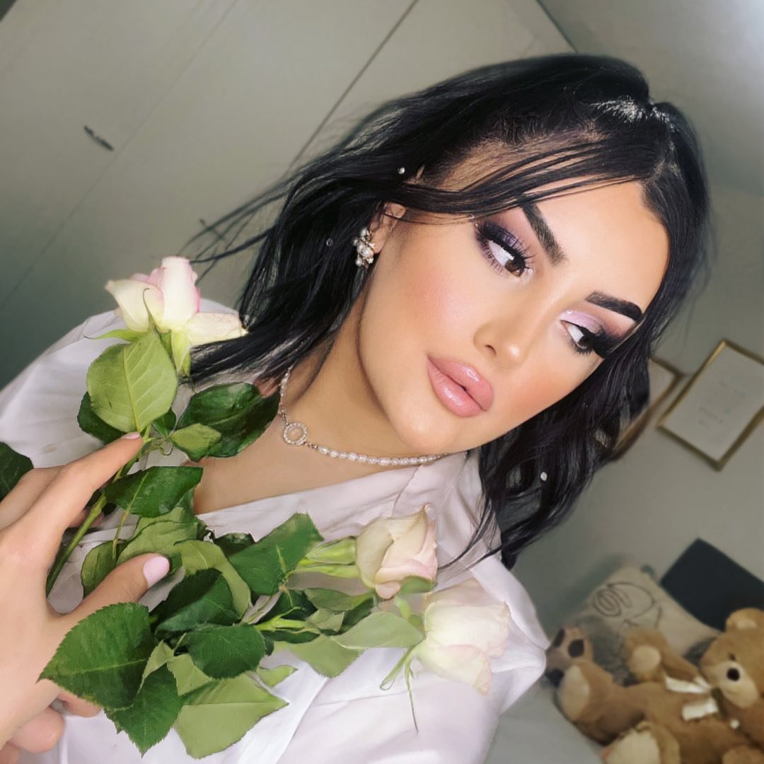 Nojeen Makeup ?