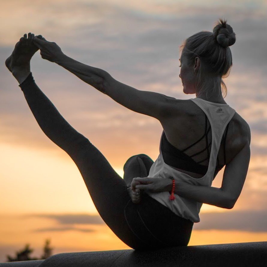 ➸ KIRSTEN LOUISE YOGA ➸ (BHSc, E-RYT500, PGCert HSc, MSA)