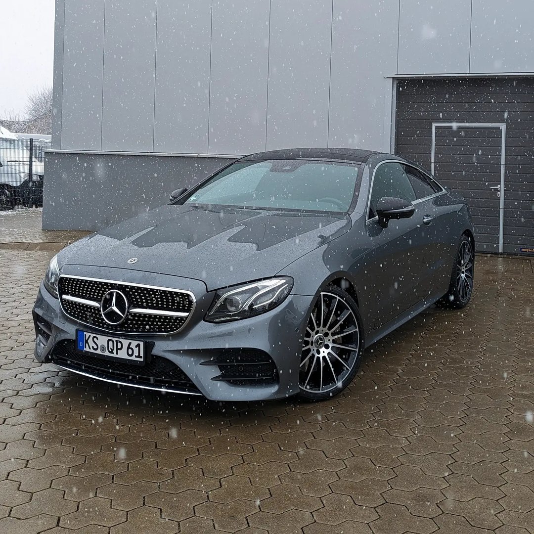 ㉦ E 300 Coupe
