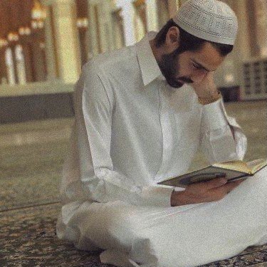 إلىٰ موطِن يُدعىٰ الجنَّة .