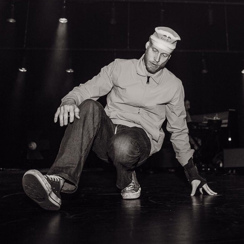 Bboy Menno / Red Bull Artlete