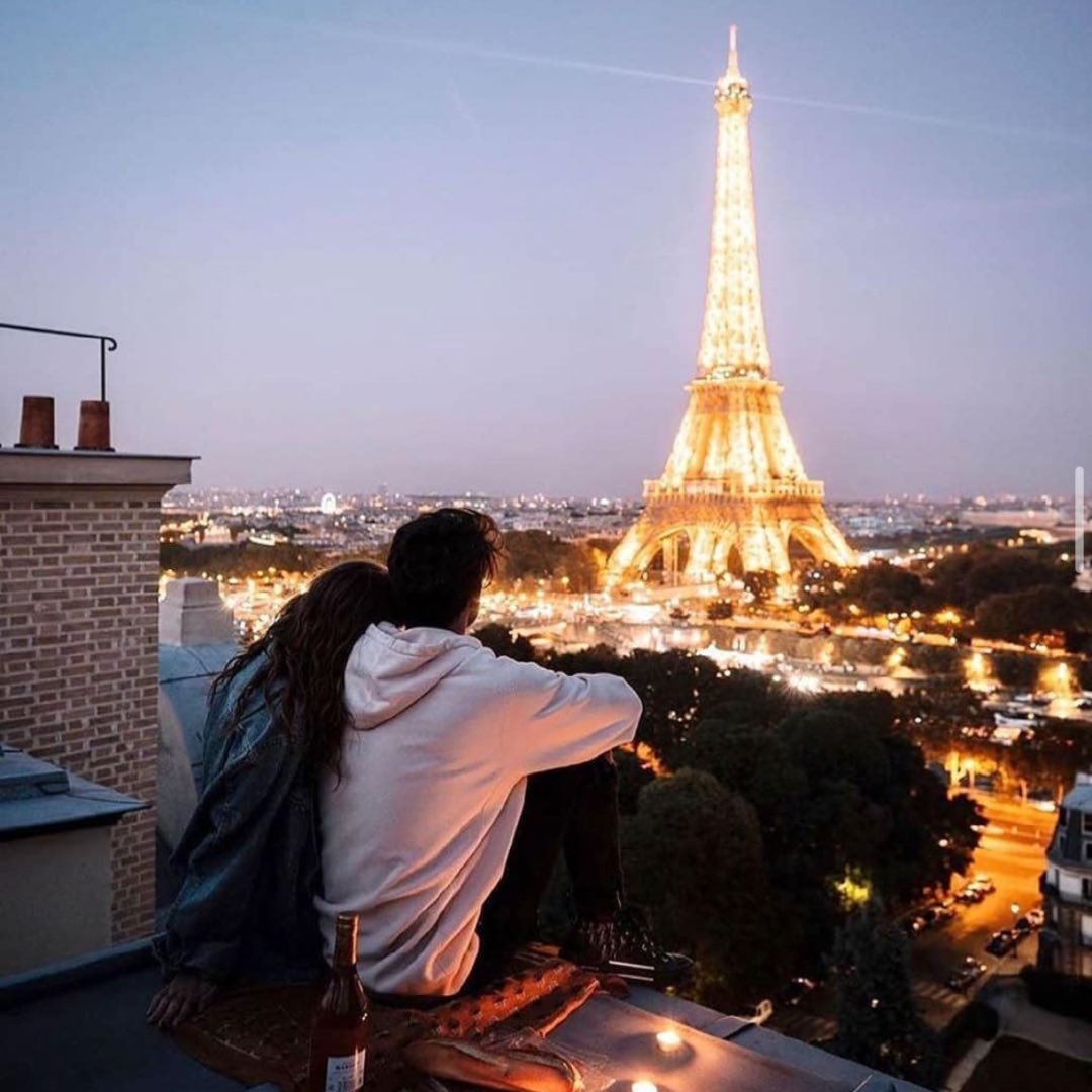 Traveling Couples