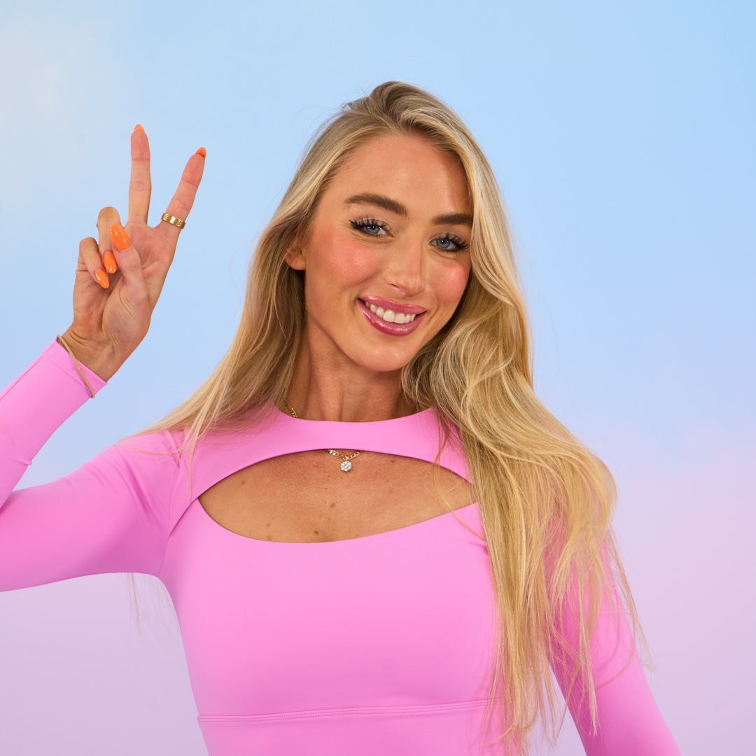 CLAUDIA DEAN WORLD
