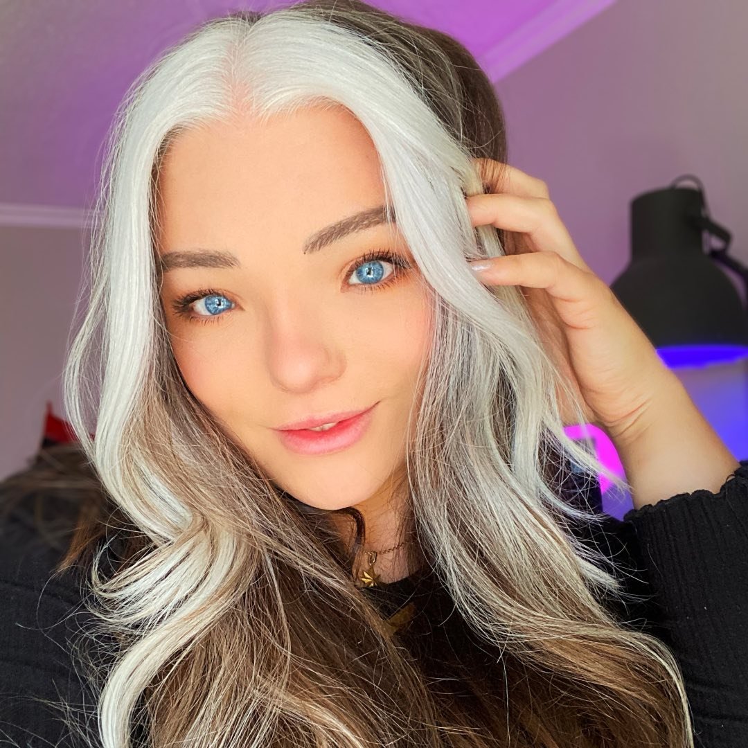 Stef Sanjati ❤️?