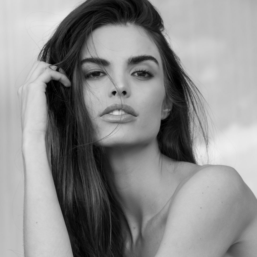 CAROL MENDES