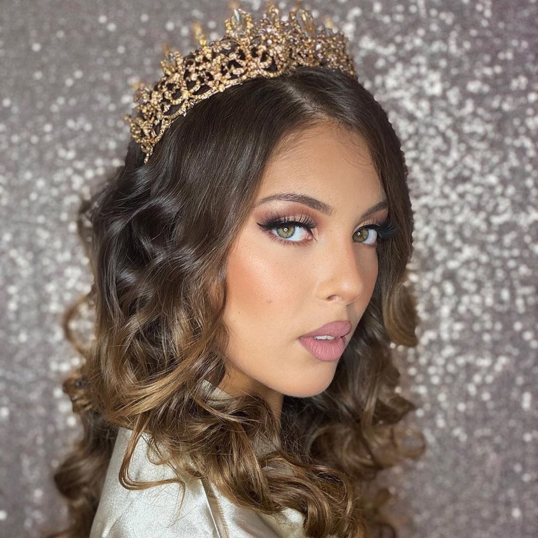 Makeup Artist ?