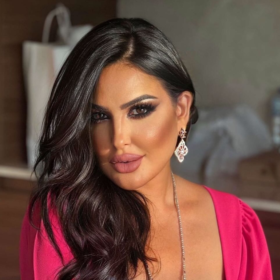 Houda Salah هدى صلاح