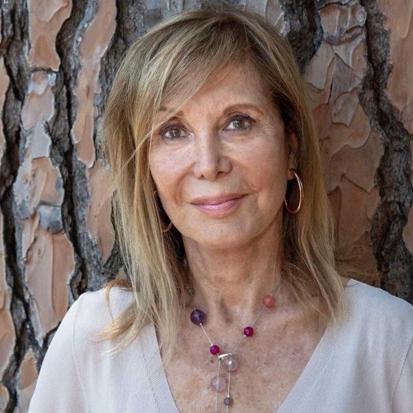 Pilar Eyre