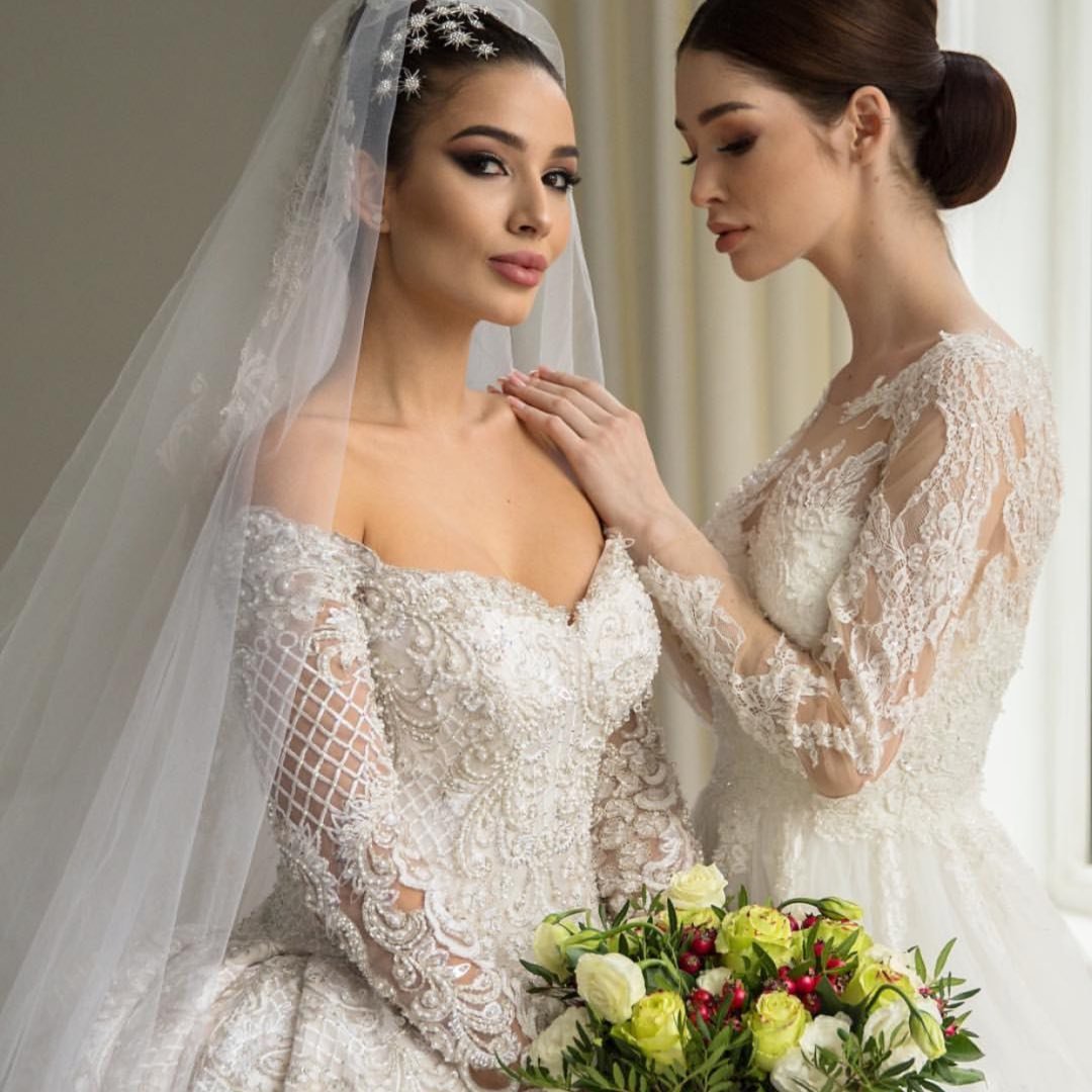 Amanda Novias Wedding Dress