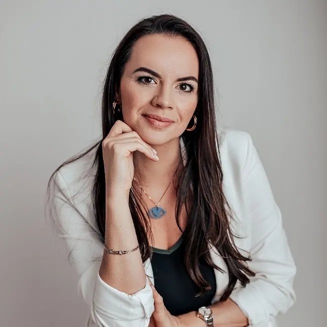 Tatiana G. Capanema - Es
