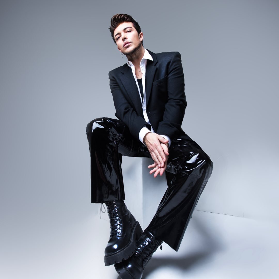 THE KOLORS