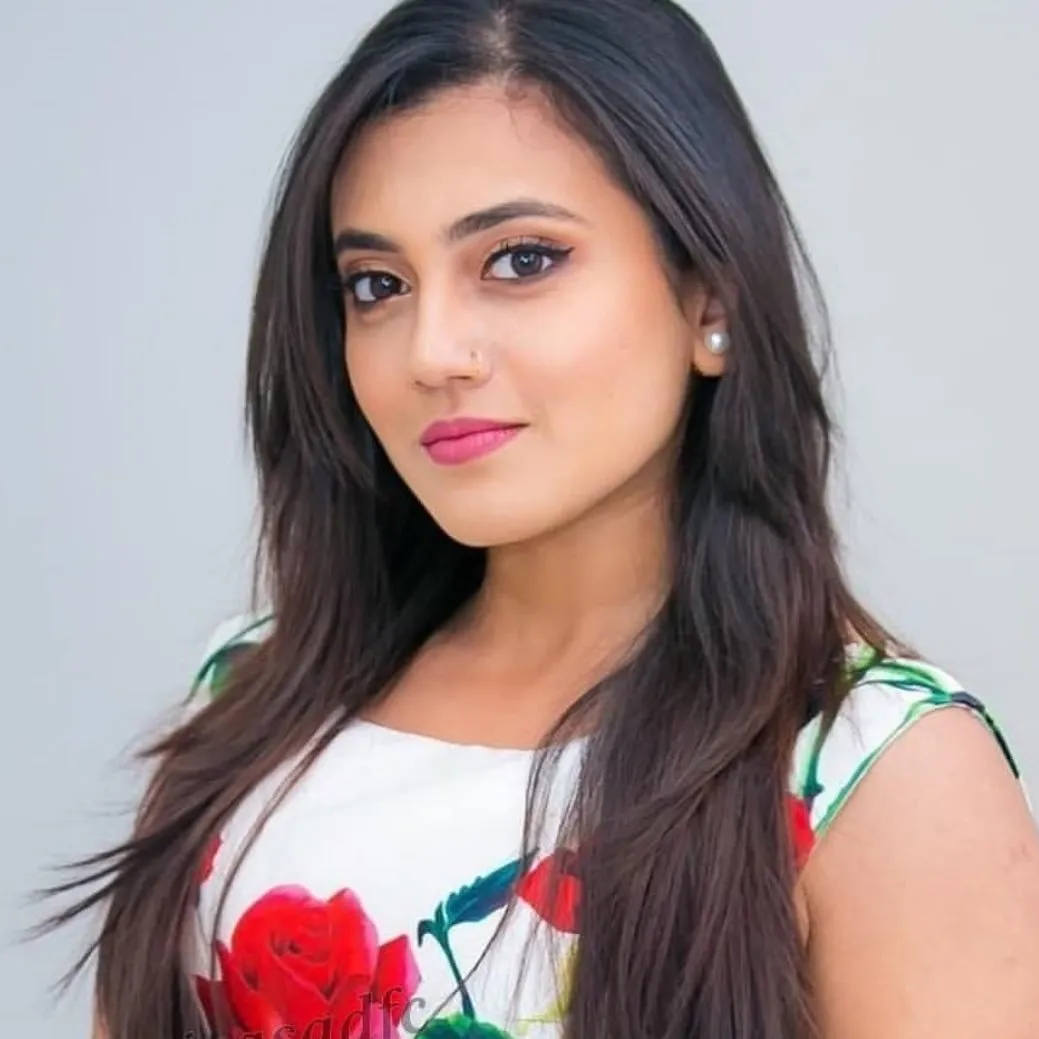 Shanudrie Priyasad's Fan Club