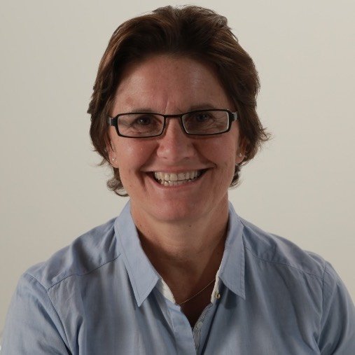 Dra Ana Escobar