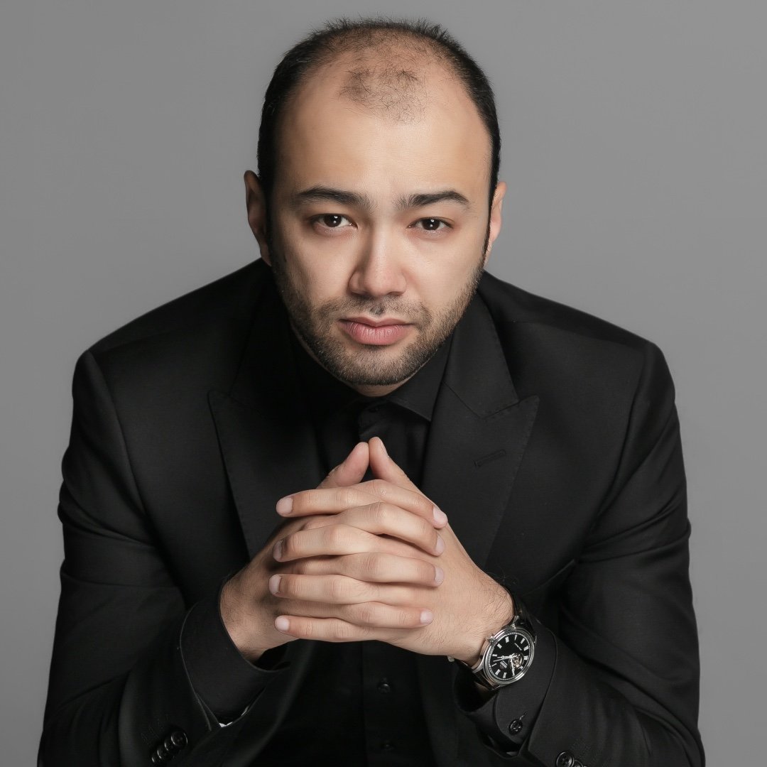 Алишер Узаков