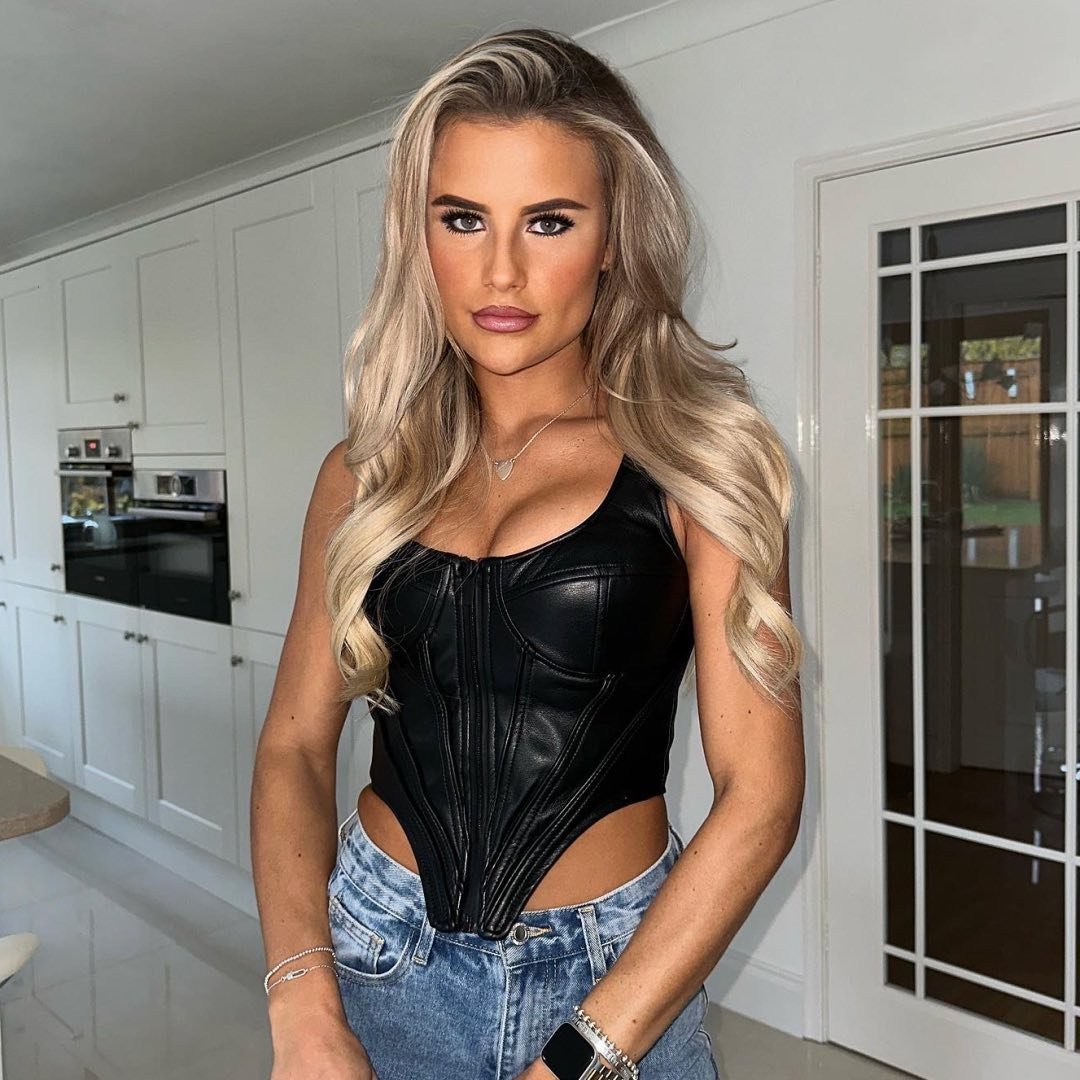 Cara Victoria Thompson