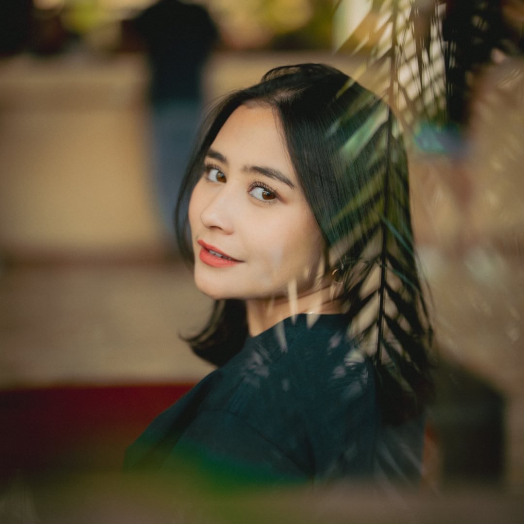 Prilly Latuconsina