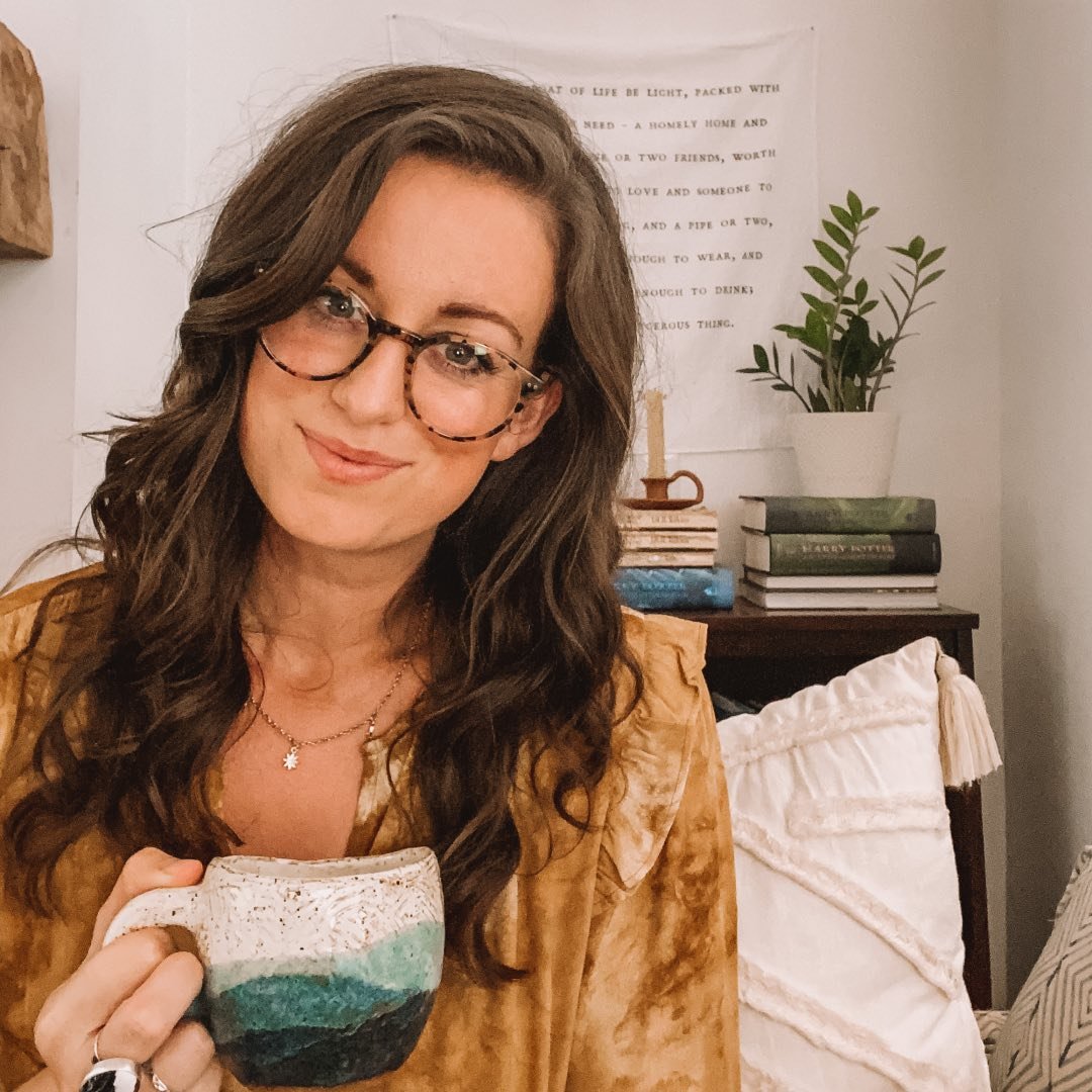 Lindsay  - MAMA, MAKER, STORYTELLER