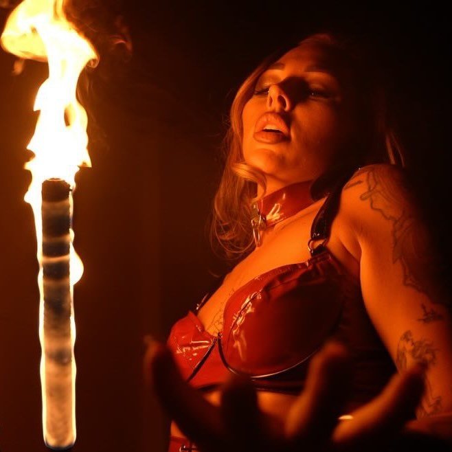 🔥 𝕿𝖍𝖆𝖙 𝕱𝖎𝖗𝖊 𝕲𝖎𝖗𝖑 🔥