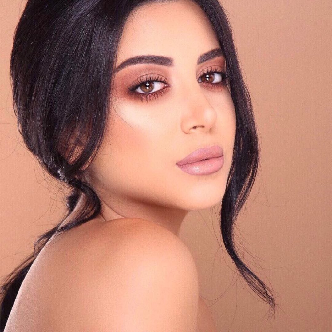 Dania | دانيا