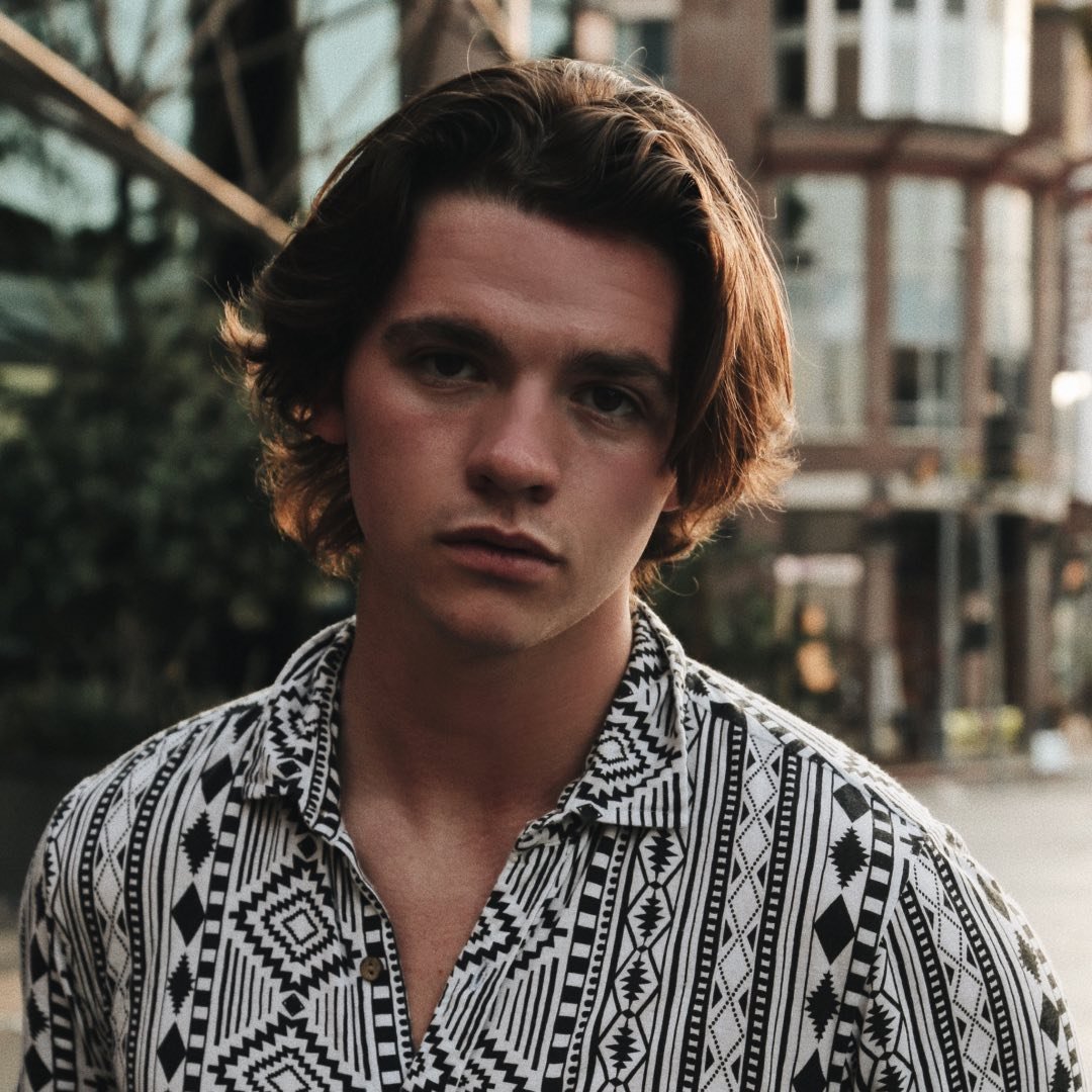 Joel Courtney