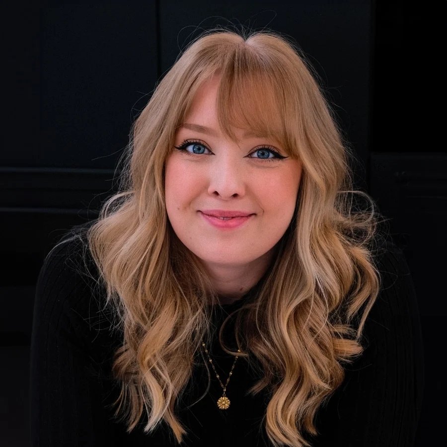 Sarah | Branding & Graphic Designer