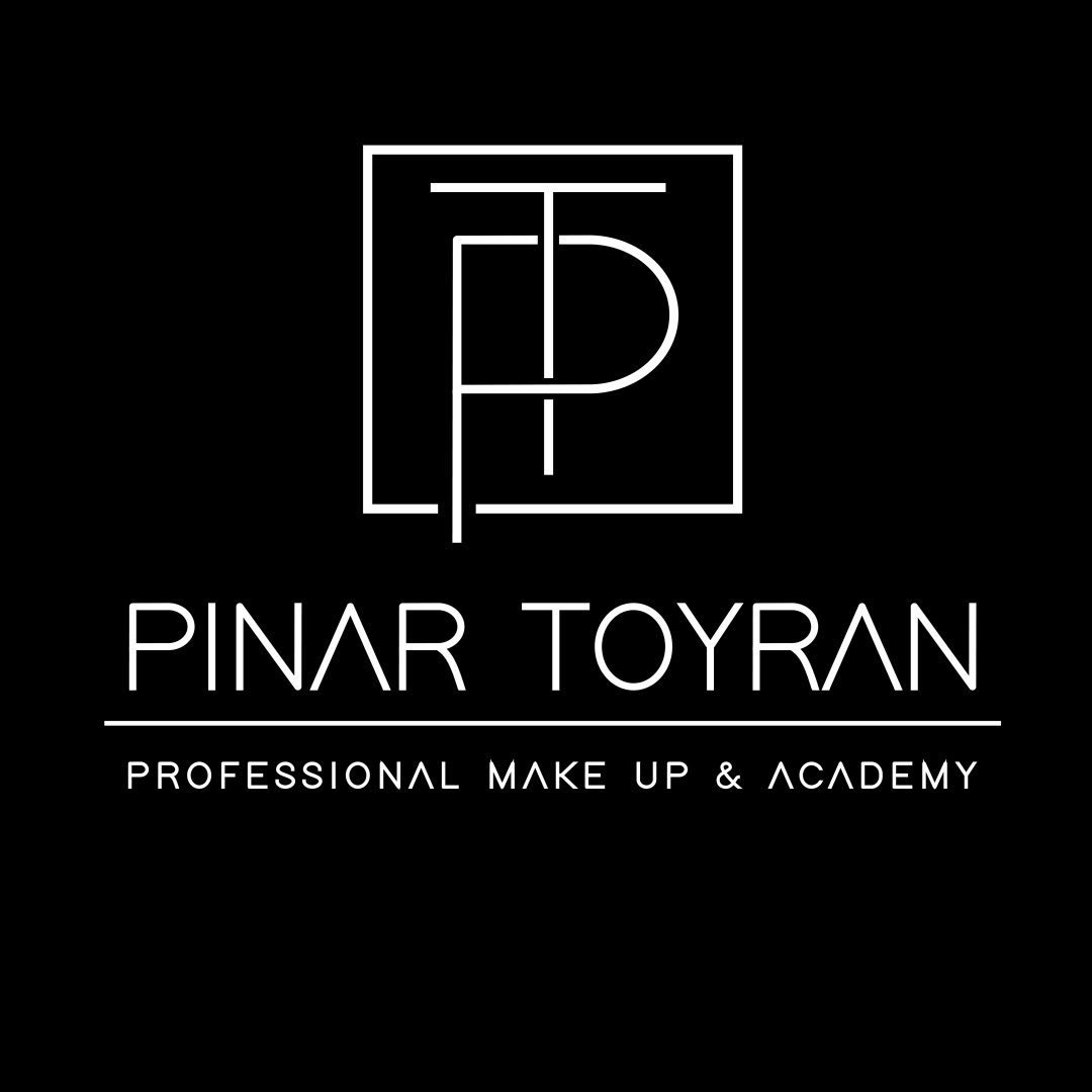 P I N A R    T O Y R A N