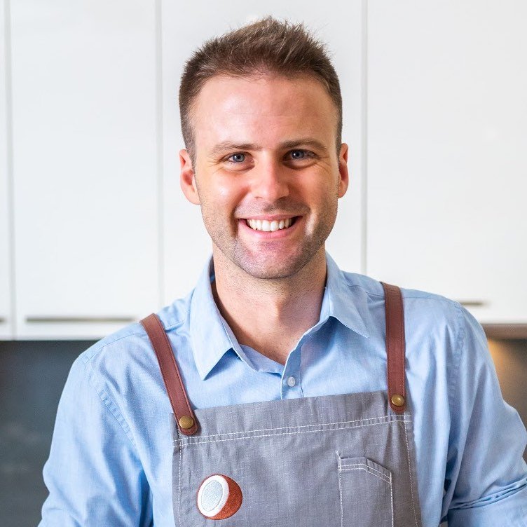 AARON | CLINICAL NUTRITIONIST | FatForWeightLoss
