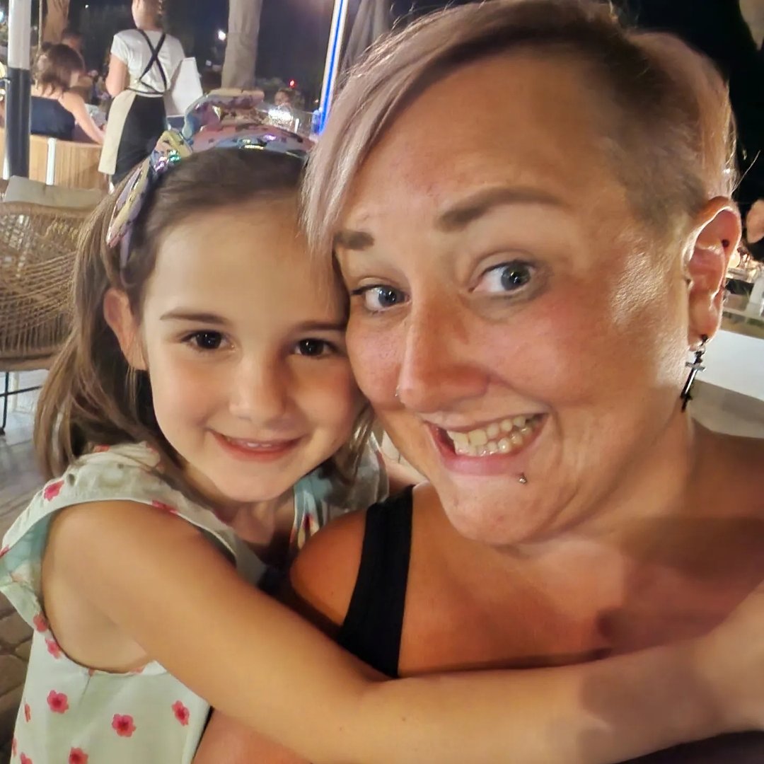 Sian - Early Years, Tuff Trays, Learning Through Play, Crafts