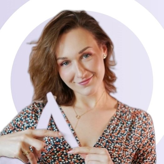 ANNA SAWICKA | NAILSDESIGNER | MANICURE & PEDICURE | BELGIA
