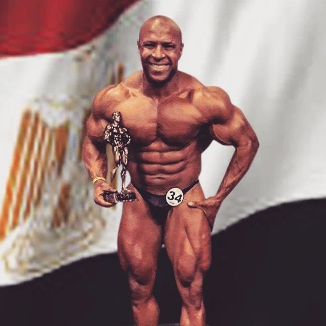اشرف الحوفى