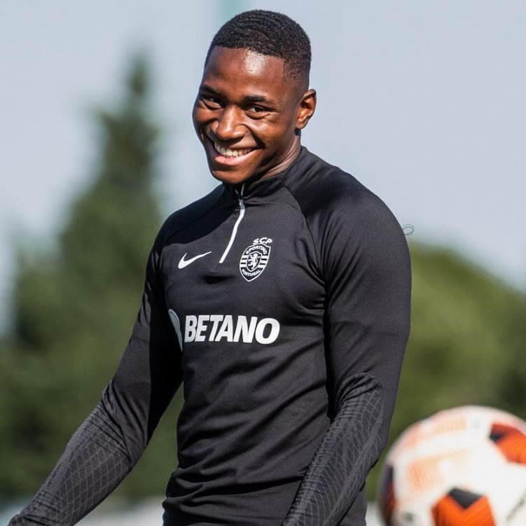 Dário Essugo🤙🏾