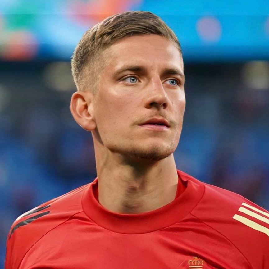Dennis Praet