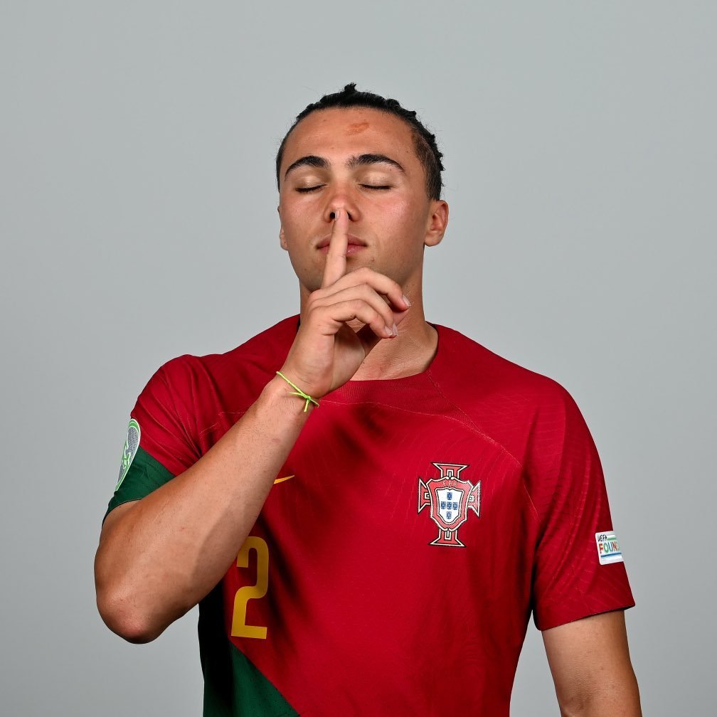 Gonçalo Esteves