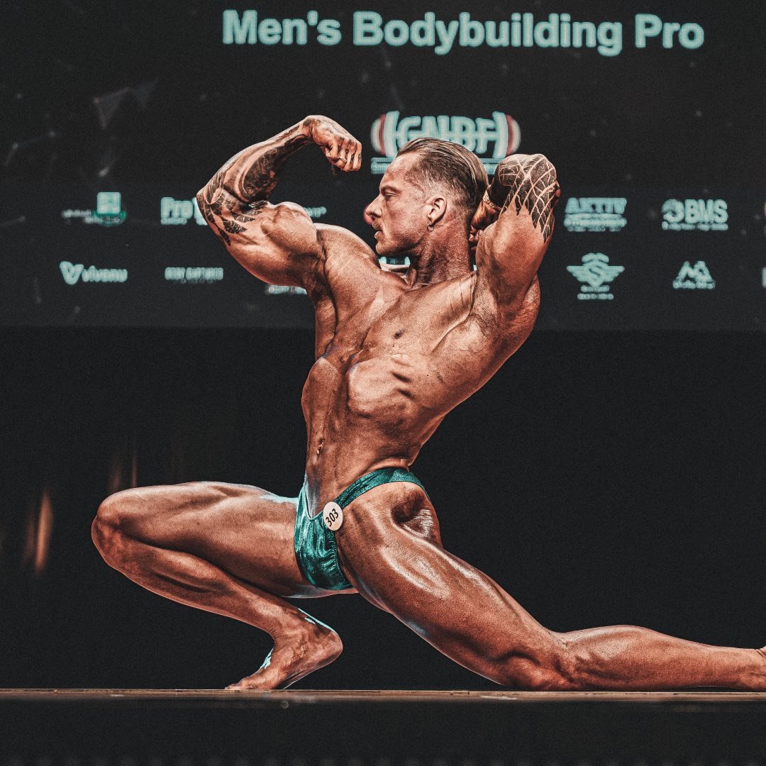 Justin Waning | Online Coach | Prep Coach | Posing Coaching