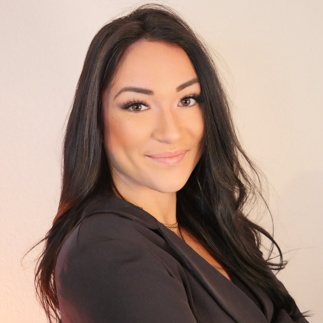 Carla AUTHENTIQUE | Diplômée Notaire 🎓