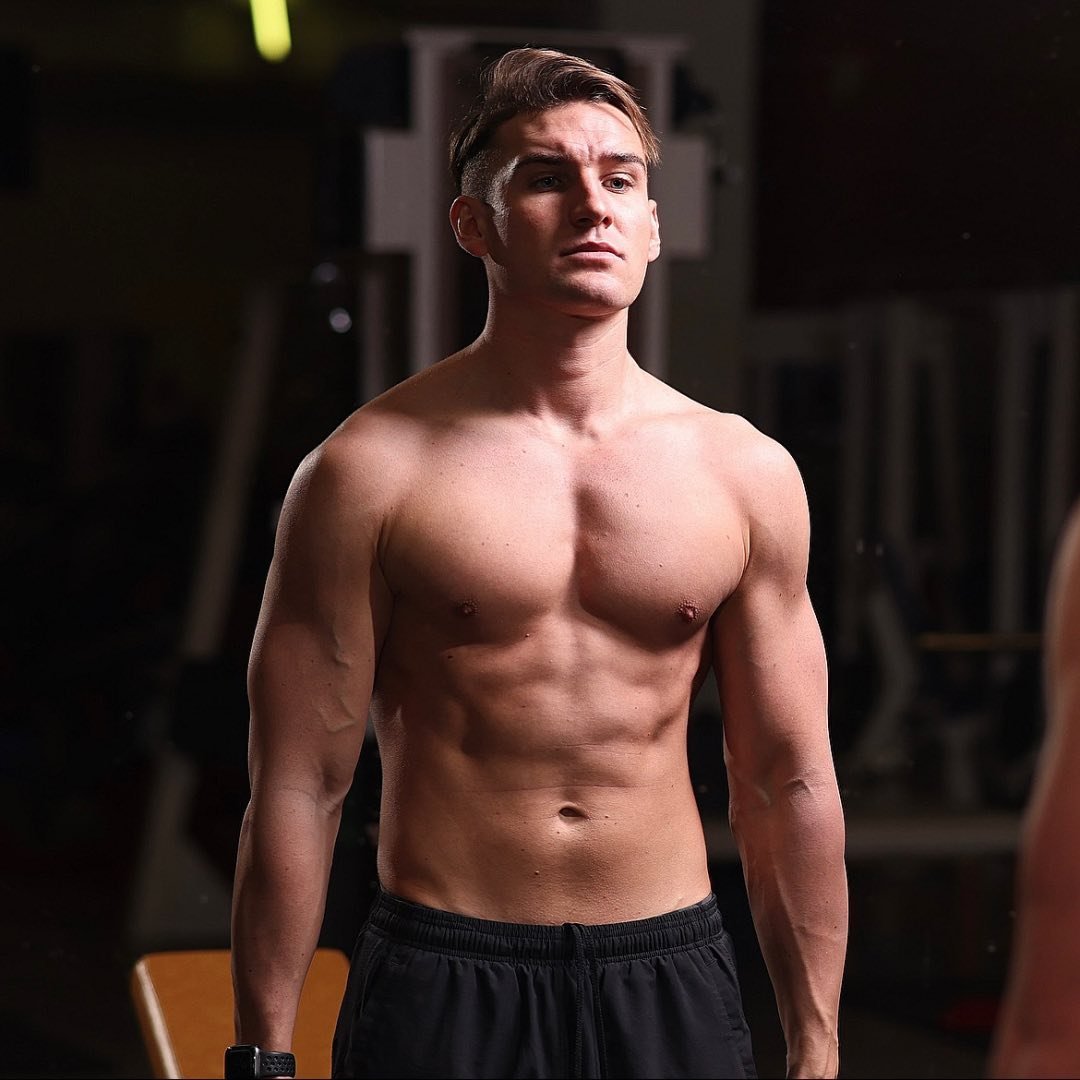 Max | Online Fitness Coach