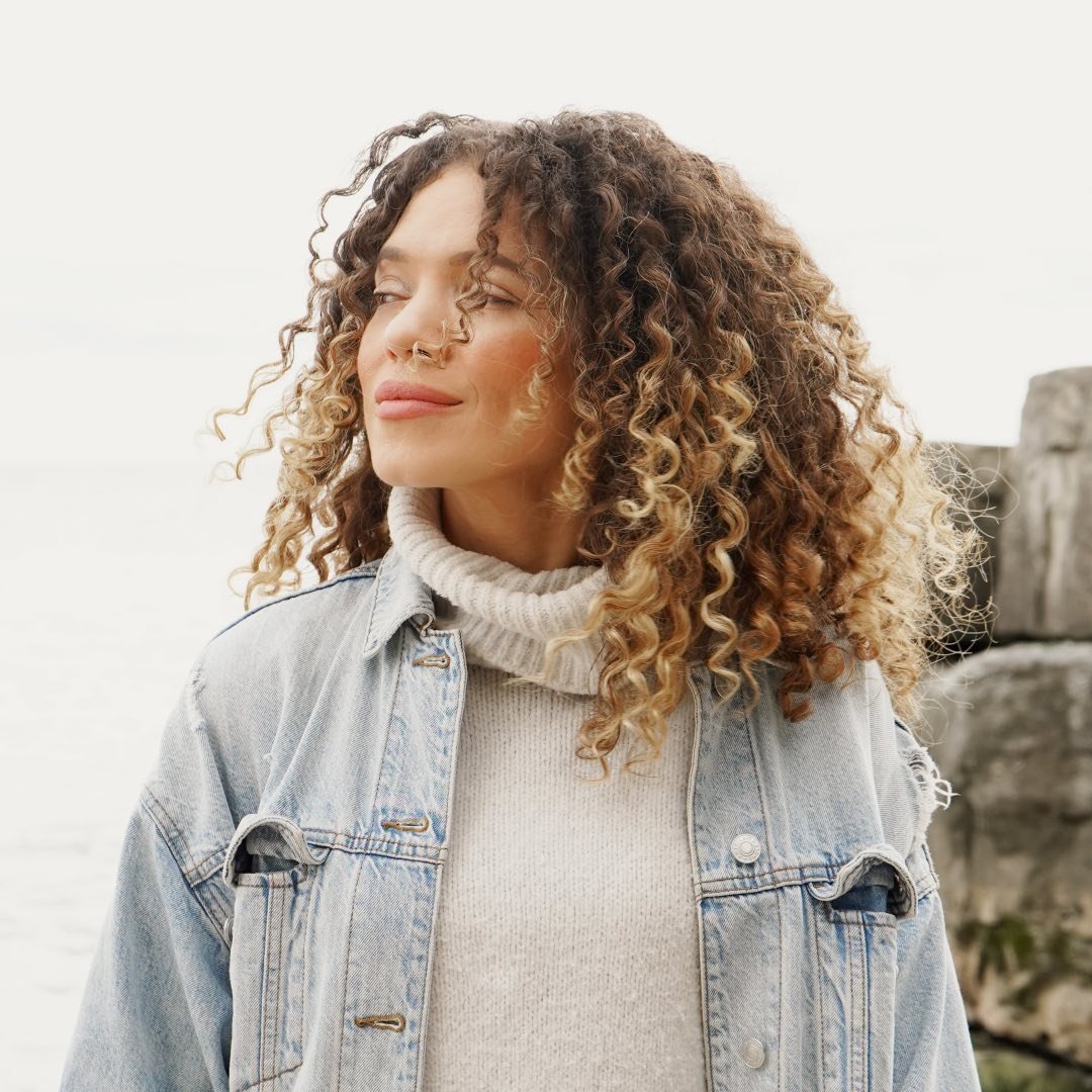 PAMELA FACEY | Author + Lifestyle