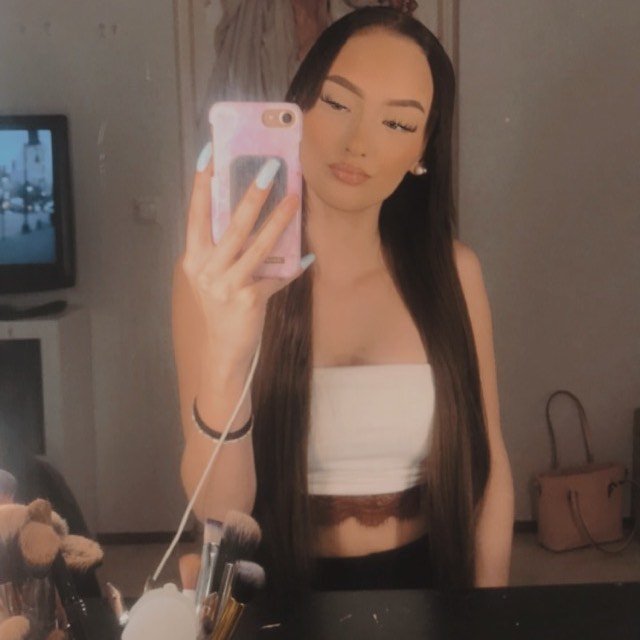 ℰ𝓂𝓂𝒾𝑒 ℳ𝑒𝓁𝒾𝓈𝓈𝒶 ℰ𝓇𝒾𝓀𝓈𝓈𝑜𝓃 𝒮𝒸𝒽𝓊̈𝓉𝓏𝑒𝓇🤍
